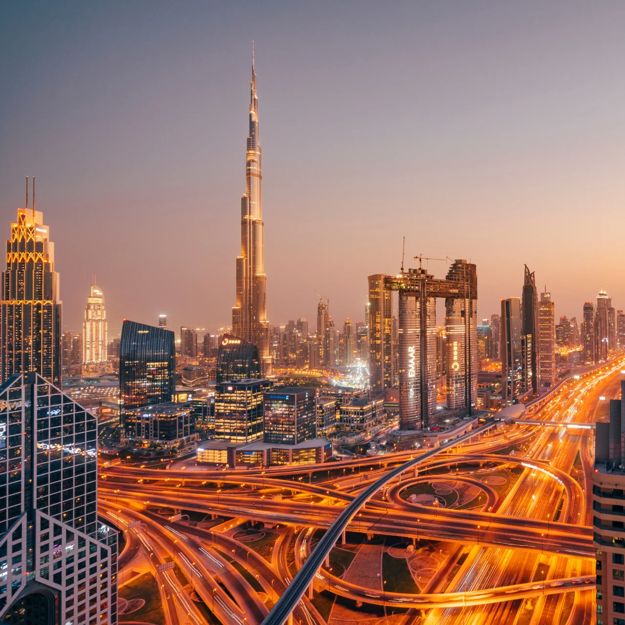 عن BusinessDubai.ae